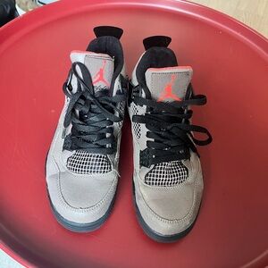 Jordan Sneakers in Gray and Red